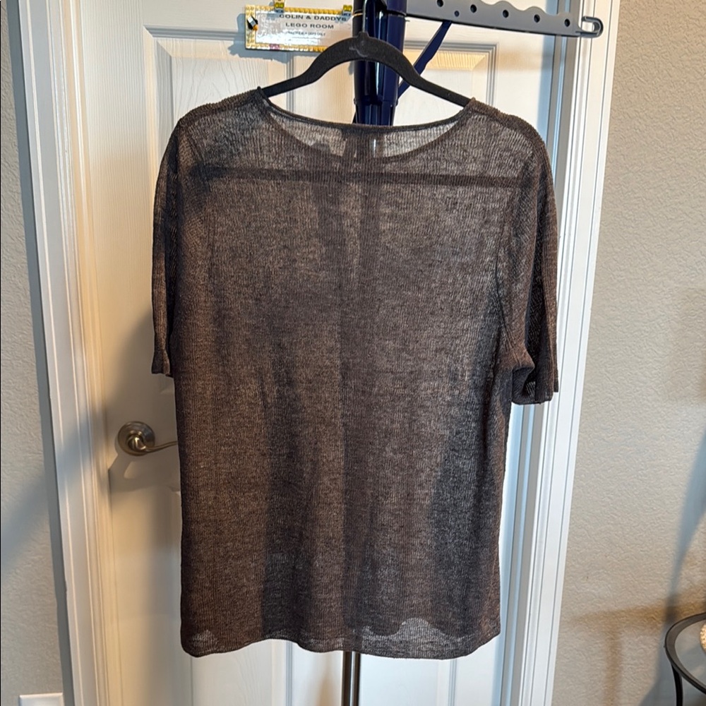 Eileen Fisher short sleeve linen nylon blend Chocolate top. Size Large - Picture 3 of 4